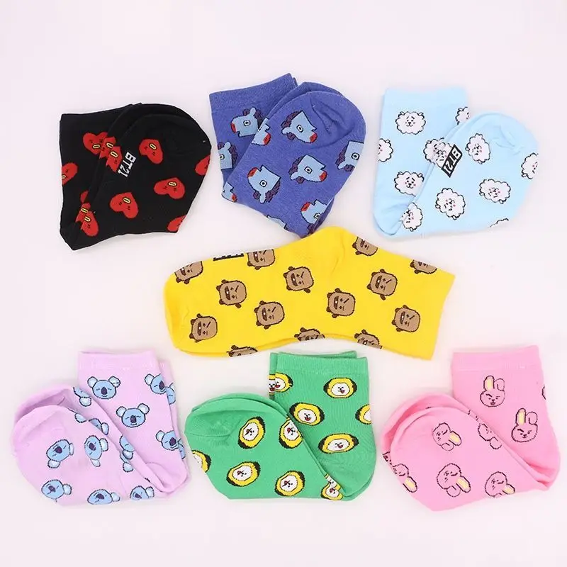 جوارب BT21 Koya RJ Cooky Shook - مراجعة Anime Cosplay Couple وسعره